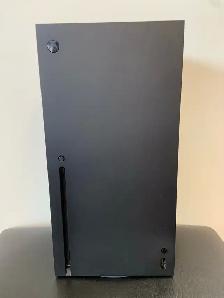 Xbox Series X W/Access - Photo 2