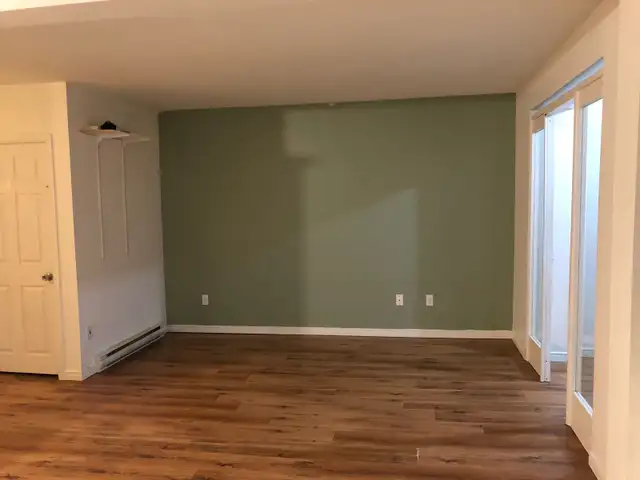 Grand 4 ½ lumineux avec entrée indépendante, Idéal pour famille - Photo 4