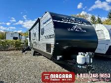 2026 COACHMEN CATALINA SUMMIT SERIES 8 281QBUNK Travel Trailer