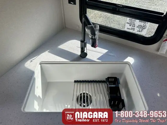 2026 COACHMEN CATALINA SUMMIT SERIES 8 281QBUNK Travel Trailer - Photo 14