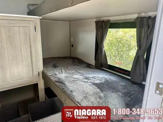 2026 COACHMEN CATALINA SUMMIT SERIES 8 281QBUNK Travel Trailer - Photo 24