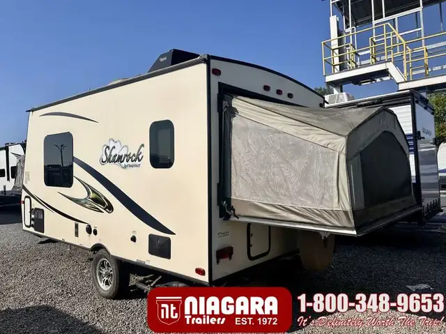 2015 FOREST RIVER FLAGSTAFF SHAMROCK 17 Hybrid - Photo 3