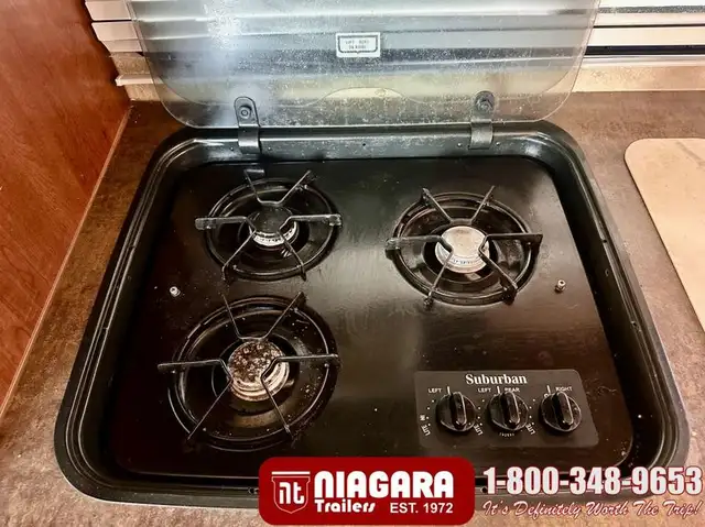 2015 FOREST RIVER FLAGSTAFF SHAMROCK 17 Hybrid - Photo 13