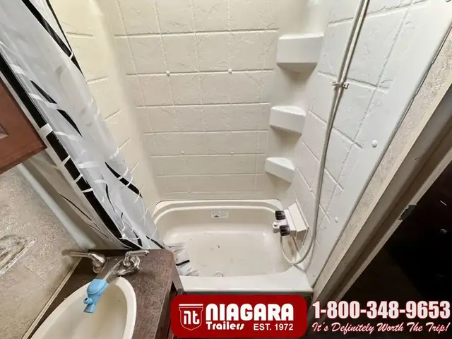 2015 FOREST RIVER FLAGSTAFF SHAMROCK 17 Hybrid - Photo 21