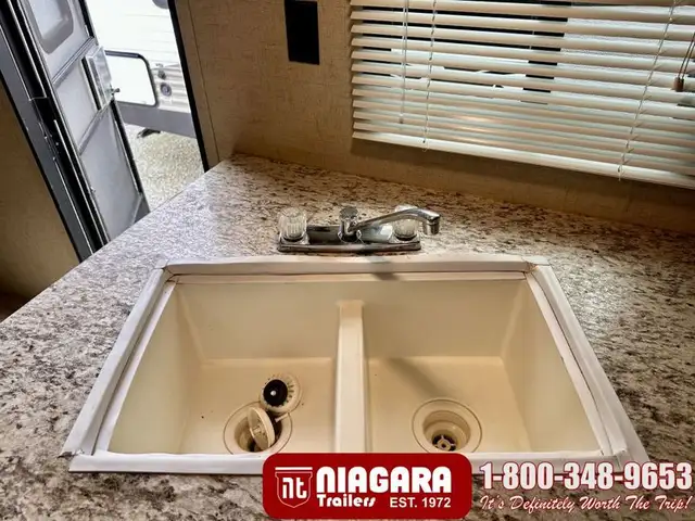 2018 K-Z INC. SPORTSMEN LE 301BHLE Travel Trailer - Photo 13