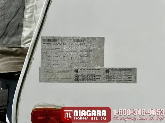 2010 FOREST RIVER ROCKWOOD ROO 235S Hybrid - Photo 3