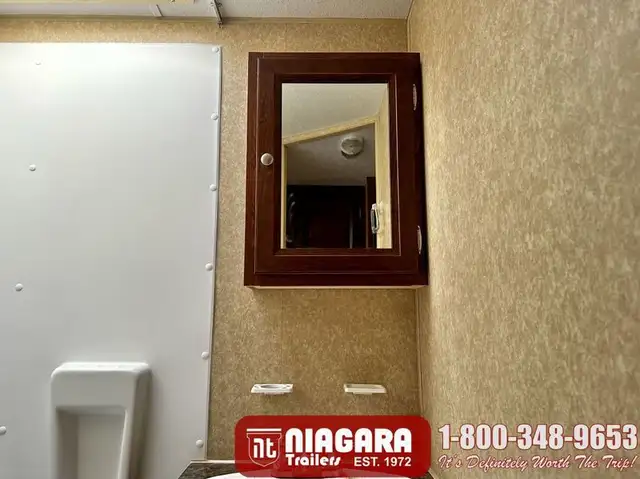 2010 FOREST RIVER ROCKWOOD ROO 235S Hybrid - Photo 20