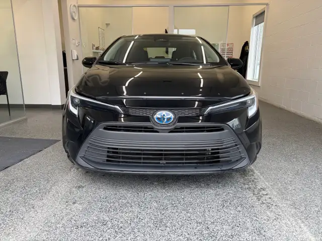 2023 Toyota Corolla Hybrid LE - Photo 6