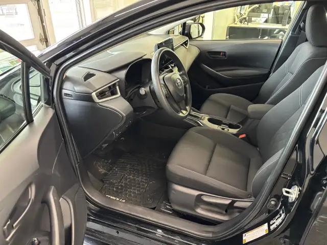 2023 Toyota Corolla Hybrid LE - Photo 12