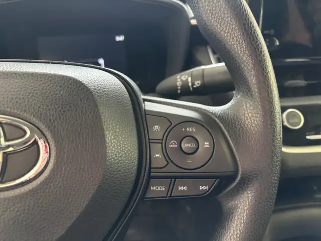 2023 Toyota Corolla Hybrid LE - Photo 20