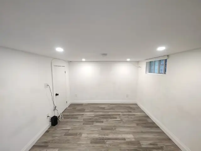 $1395/mo Basement Unit Includes All Utilities - King & Sherman - Photo 4