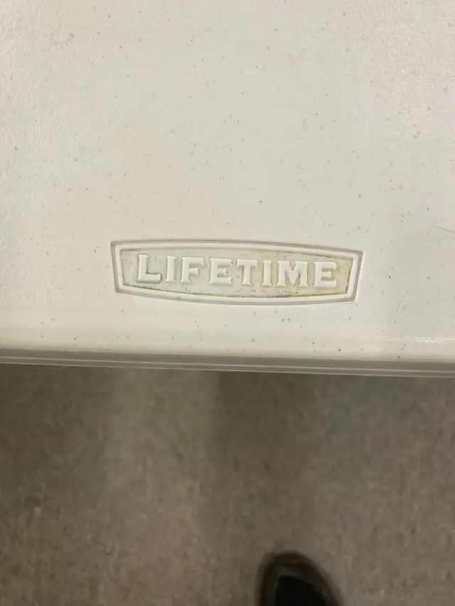 8’ Folding Leg Tables - Photo 3