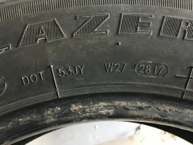 Free Pair of Used Tires 205/60R16 - Photo 8