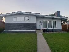 6 Bedroom House for Sale