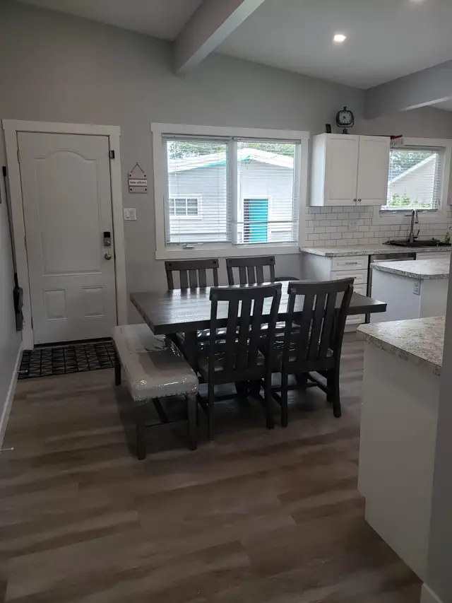 6 Bedroom House for Sale - Photo 3