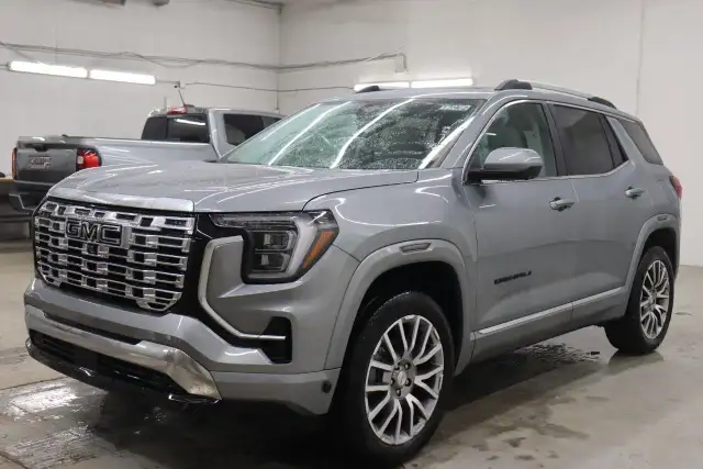 2026 GMC Terrain Denali - Photo 4