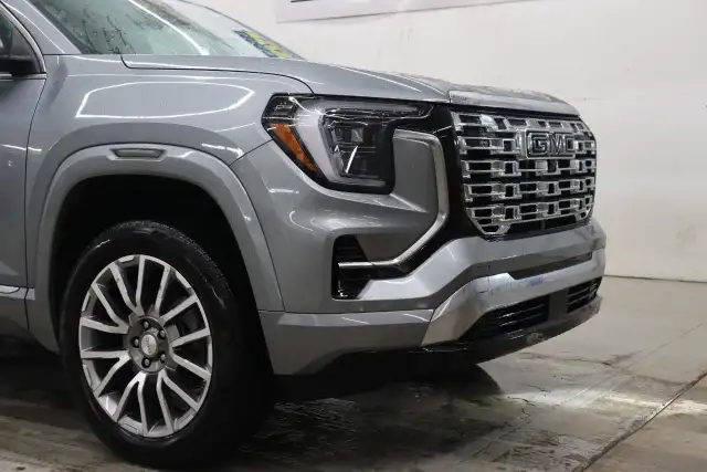 2026 GMC Terrain Denali - Photo 11