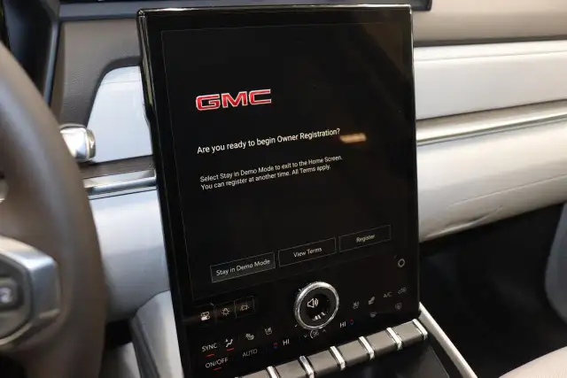 2026 GMC Terrain Denali - Photo 23