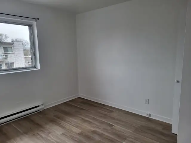 3 1/2 ($1200) & 4 1/2 ($1400) (1 & 2 bedroom apt) a louer - Photo 3