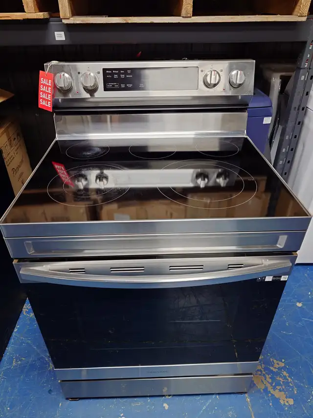 Samsung "30" Stainless Steel Freestanding Range on Sale‼️