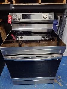 Samsung "30" Stainless Steel Freestanding Range on Sale‼️