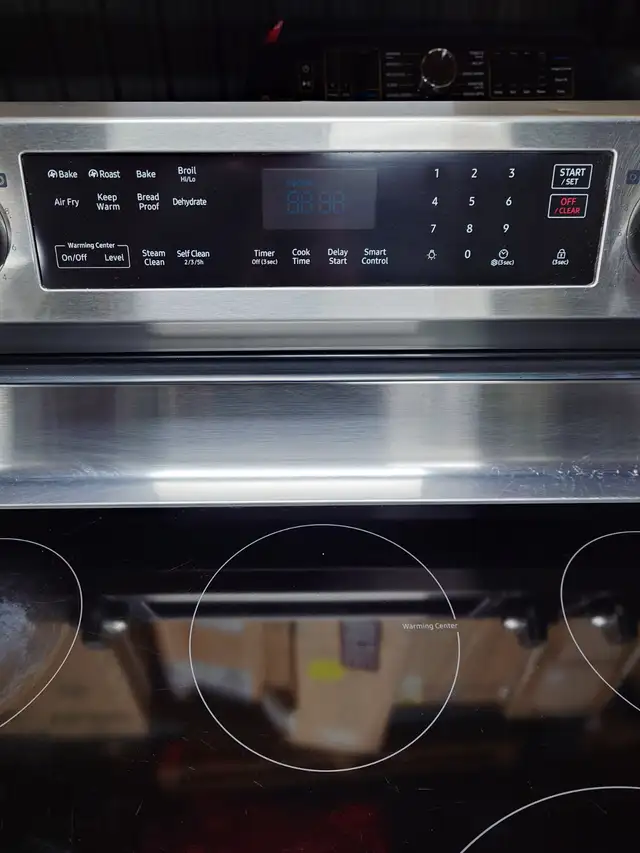 Samsung "30" Stainless Steel Freestanding Range on Sale‼️ - Photo 5