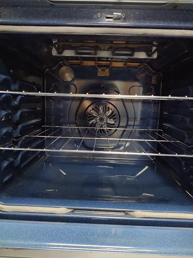 Samsung "30" Stainless Steel Freestanding Range on Sale‼️ - Photo 8