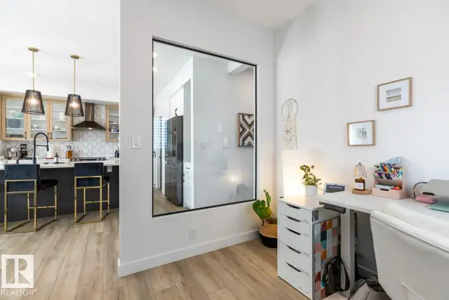 POND BACKING FORMER SHOW HOME IN RIVER'S EDGE 2326sqft - Photo 6