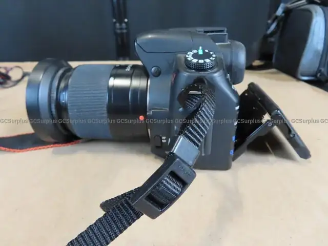 Sony A350 Digital SLR Camera 14.2 MP Model DSLR-A350  f3.5-5.6 1 - Photo 3