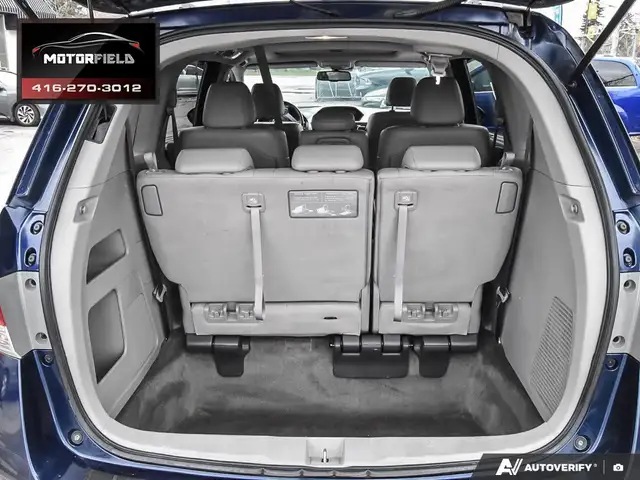 2016 Honda Odyssey EX-L w/ Navi Accident Free, Sunroof, Loaded - Photo 10