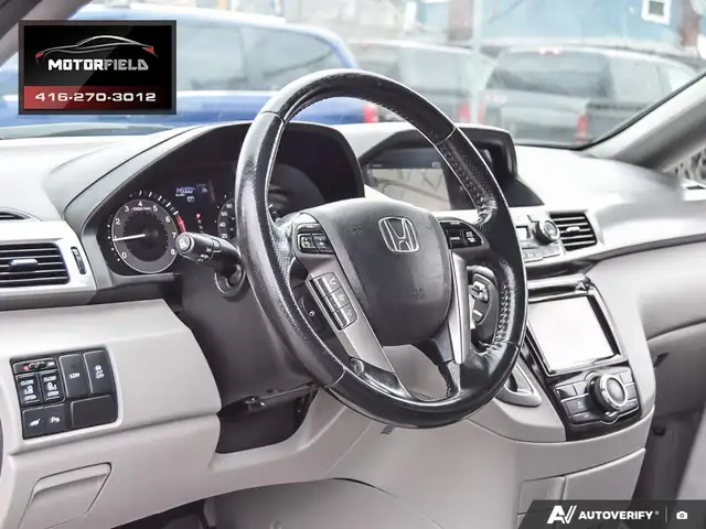 2016 Honda Odyssey EX-L w/ Navi Accident Free, Sunroof, Loaded - Photo 12