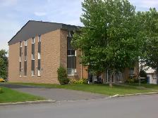 4 ½ JUILLET  /RDC / secteur hôpital-Carrefour