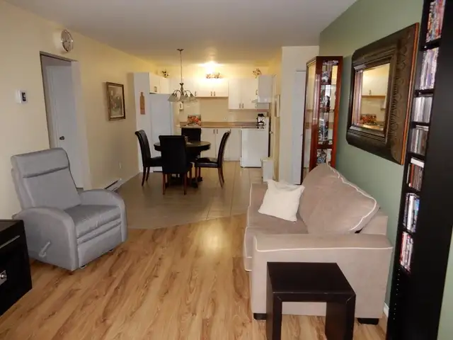 4 ½ JUILLET  /RDC / secteur hôpital-Carrefour - Photo 3