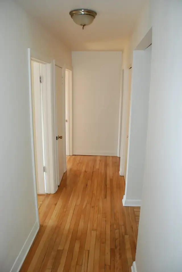 NDG (Loyola) - 4½ parking included! May-June-July availability - Photo 5