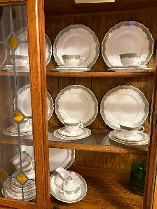 Fontainebleau China Set