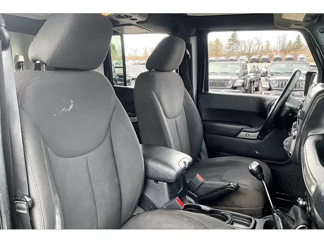 2016 Jeep WRANGLER UNLIMITED Sport 4Dr | 6Spd Manual | AS IS | 4 - Photo 7
