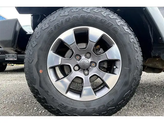 2016 Jeep WRANGLER UNLIMITED Sport 4Dr | 6Spd Manual | AS IS | 4 - Photo 8