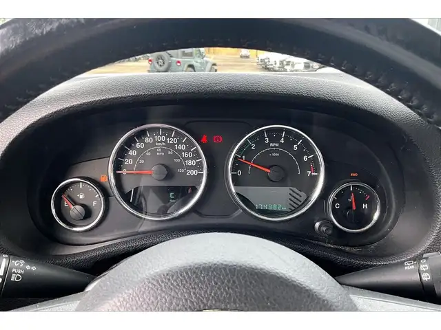 2016 Jeep WRANGLER UNLIMITED Sport 4Dr | 6Spd Manual | AS IS | 4 - Photo 19