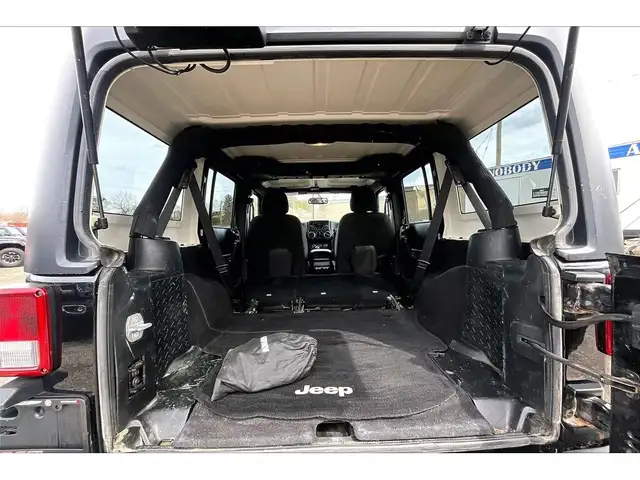 2016 Jeep WRANGLER UNLIMITED Sport 4Dr | 6Spd Manual | AS IS | 4 - Photo 27