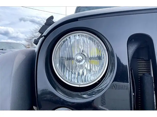 2016 Jeep WRANGLER UNLIMITED Sport 4Dr | 6Spd Manual | AS IS | 4 - Photo 29