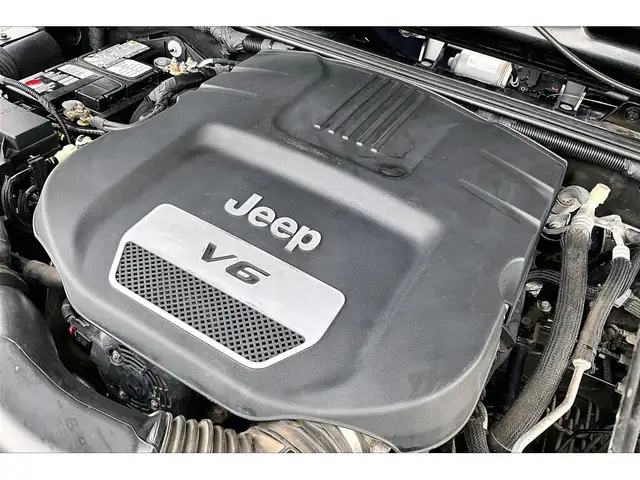 2016 Jeep WRANGLER UNLIMITED Sport 4Dr | 6Spd Manual | AS IS | 4 - Photo 32