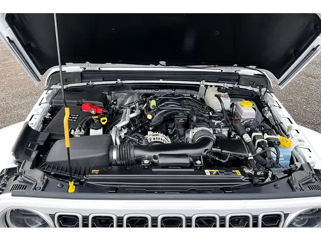 2024 Jeep Wrangler Sahara 4Dr V6 | 12.3\' Screen | Side Steps | - Photo 9