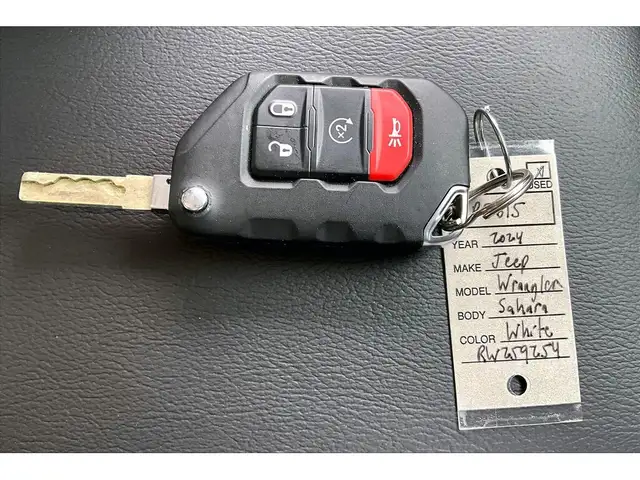 2024 Jeep Wrangler Sahara 4Dr V6 | 12.3\' Screen | Side Steps | - Photo 10