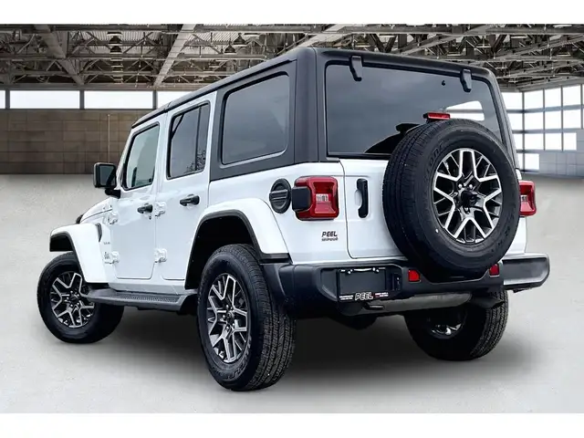 2024 Jeep Wrangler Sahara 4Dr V6 | 12.3\' Screen | Side Steps | - Photo 12