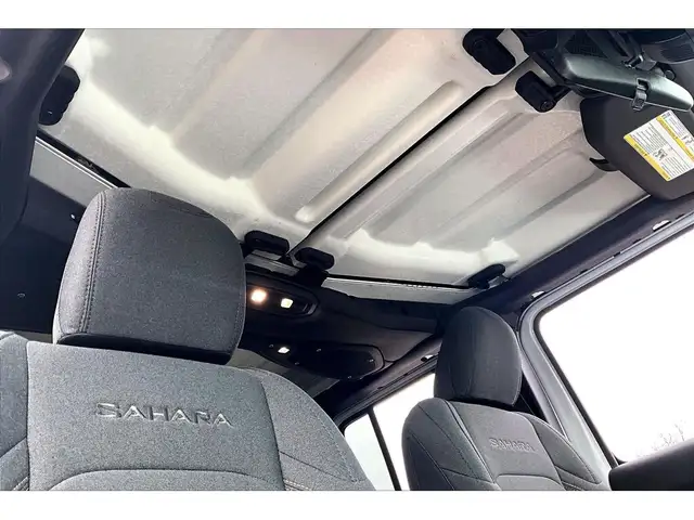 2024 Jeep Wrangler Sahara 4Dr V6 | 12.3\' Screen | Side Steps | - Photo 17