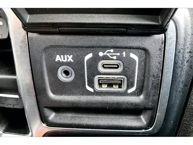 2024 Jeep Wrangler Sahara 4Dr V6 | 12.3\' Screen | Side Steps | - Photo 24