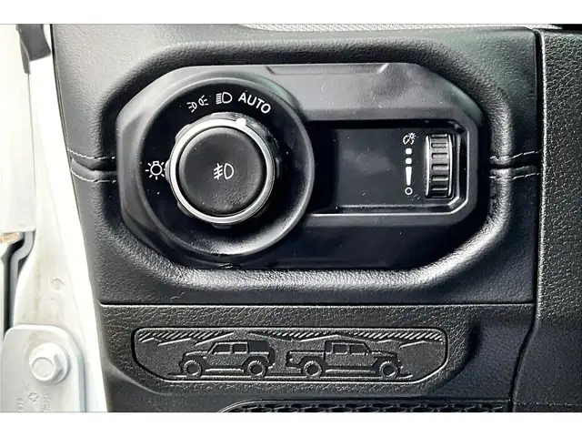 2024 Jeep Wrangler Sahara 4Dr V6 | 12.3\' Screen | Side Steps | - Photo 32