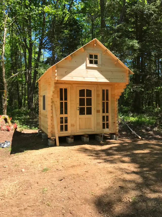 Bunkie,  cabin - Photo 3