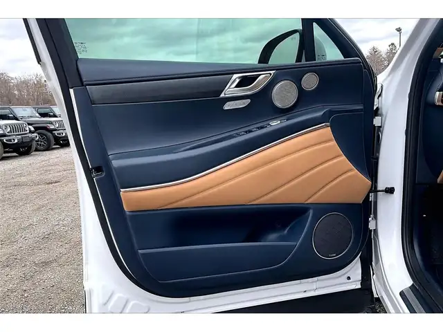 2023 Genesis GV80 3.5T Prestige AWD - Photo 18