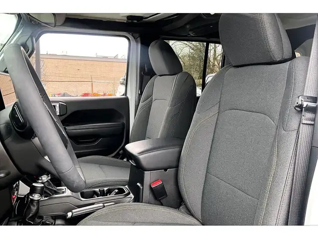 2025 Jeep Wrangler Willys 4Dr V6 | Heated Seats | Safety Group | - Photo 25
